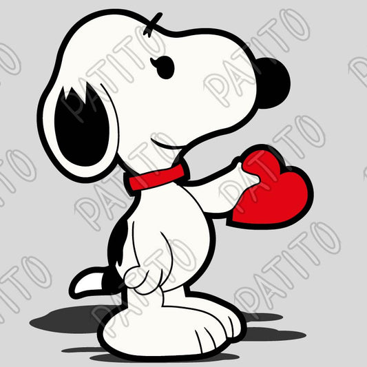 88 snoopy con corazon en mano